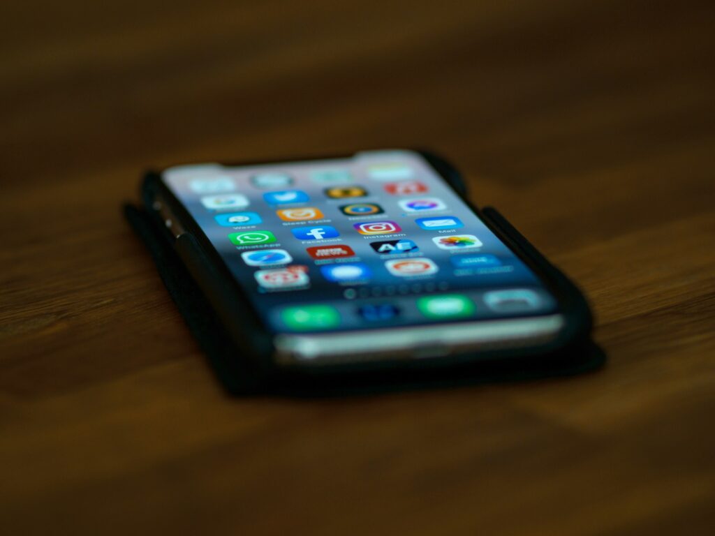 Najchętniej wybierane smartfony 2025 i prognozy na 2026